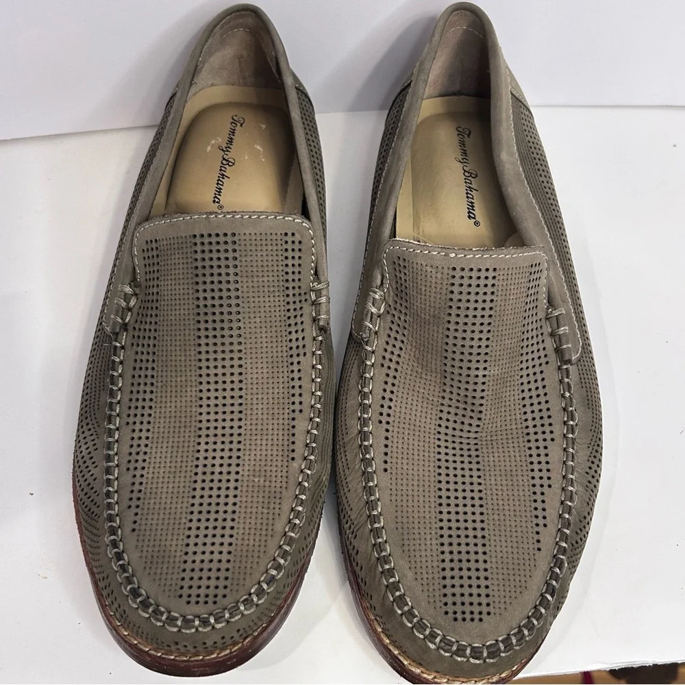 Tommy Bahama Felton Loafer Nubuck Perforated Slip-On Shoes Mushroom Size 8.5D